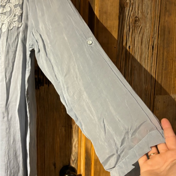 Long sleeve Johnny was - Picture 2 of 5